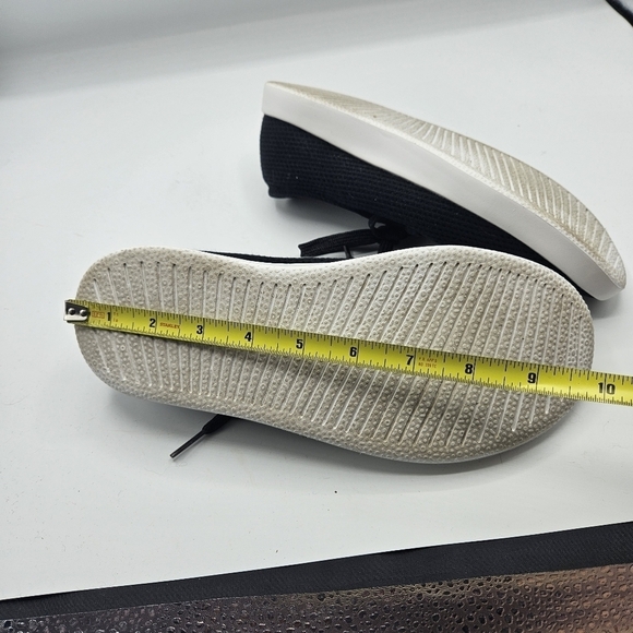 Allbirds shoes size 8 - Picture 11 of 12
